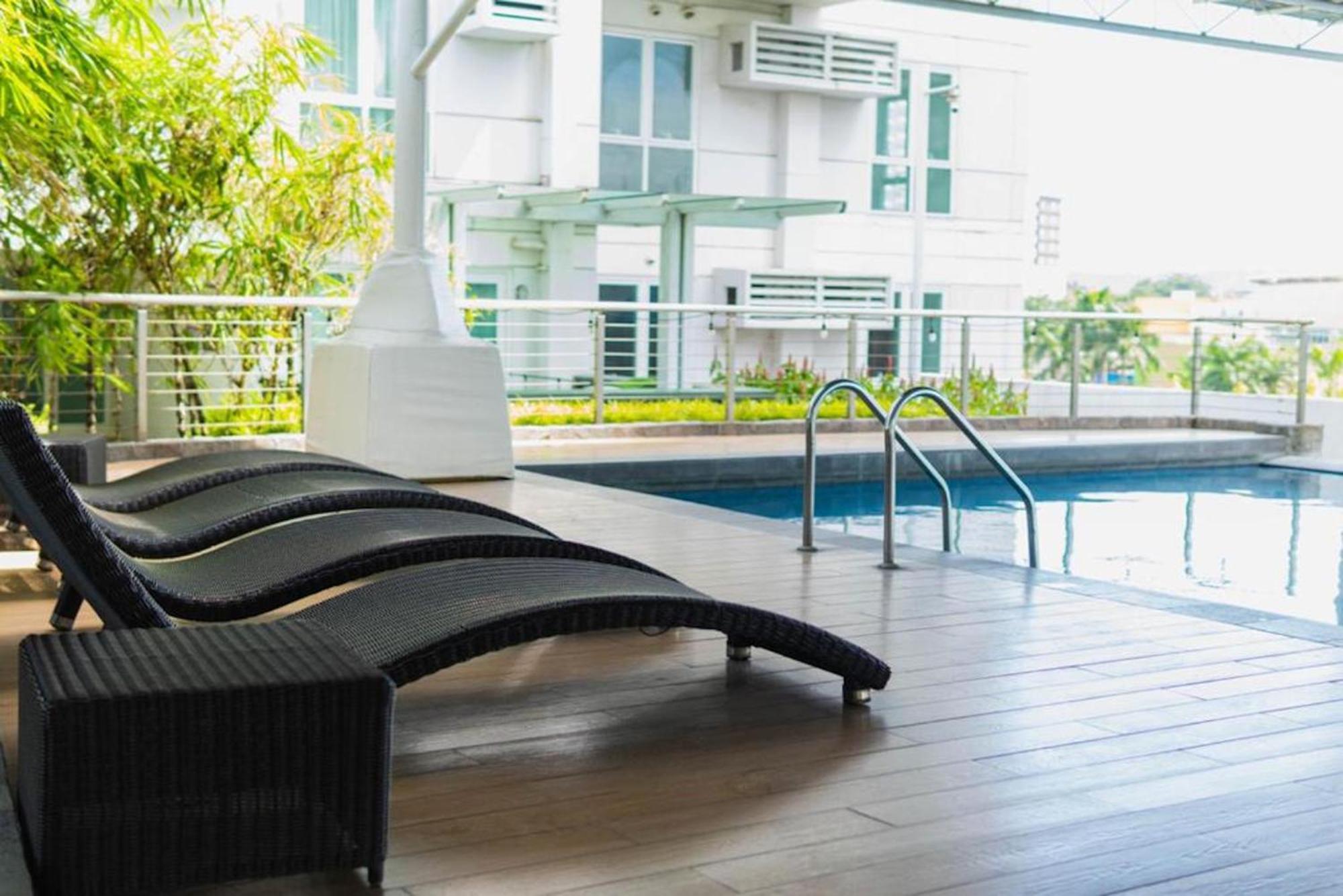 Abreeza Studio Suite 2321 - Pool, Wifi, City View, Washer, Ac, Netflix, Mall Davao City Extérieur photo